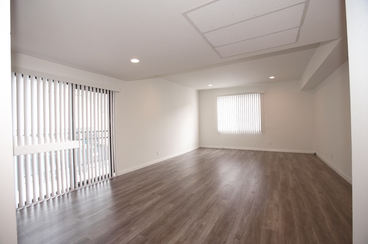 LivingRoom View 1